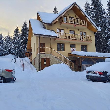 Отель Vidra Parc Войняса Экстерьер фото